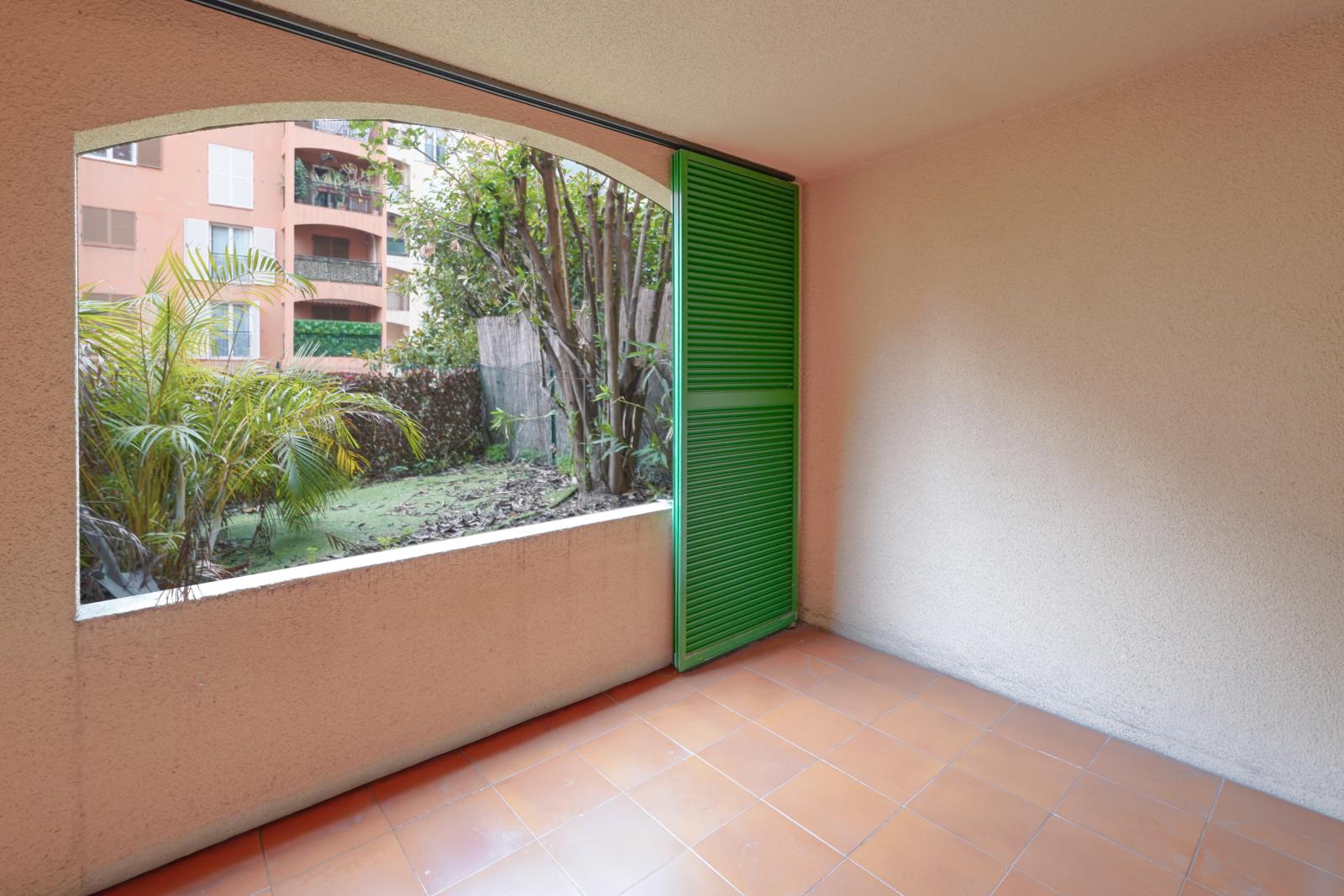 SOUS OFFRE - FONTVIEILLE MARINA - STUDIO - IDÉAL INVESTISSEMENT