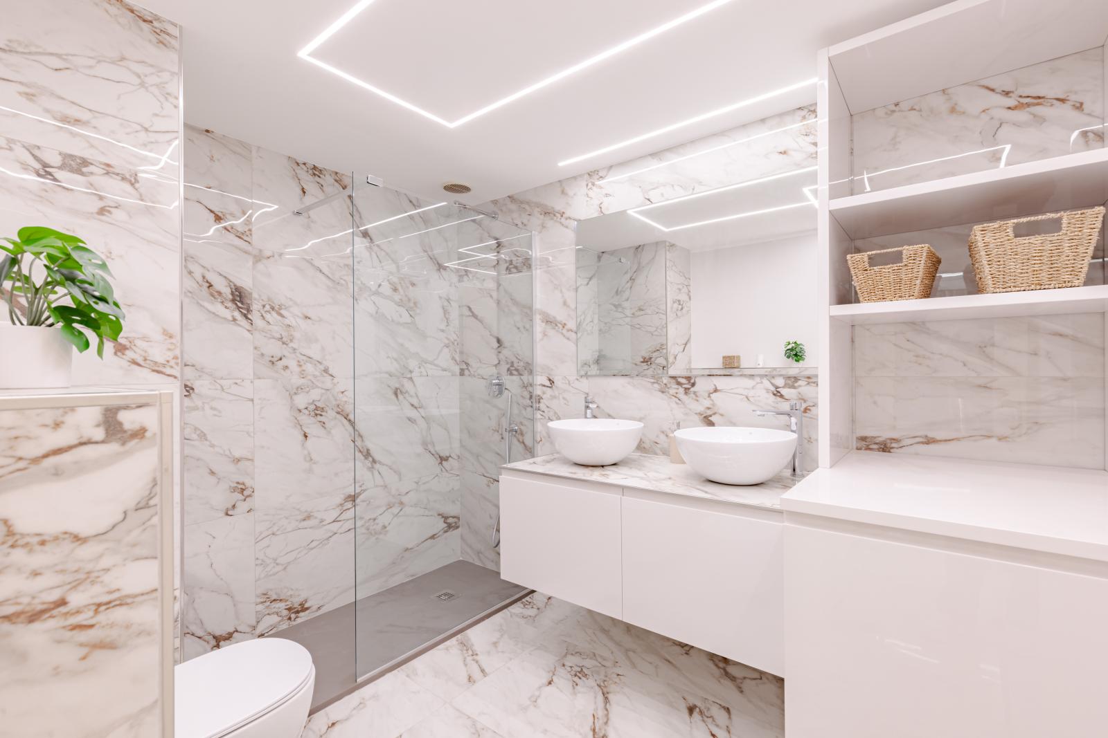 MAGNIFIQUE 2 PIECES ENTIEREMENT RENOVE