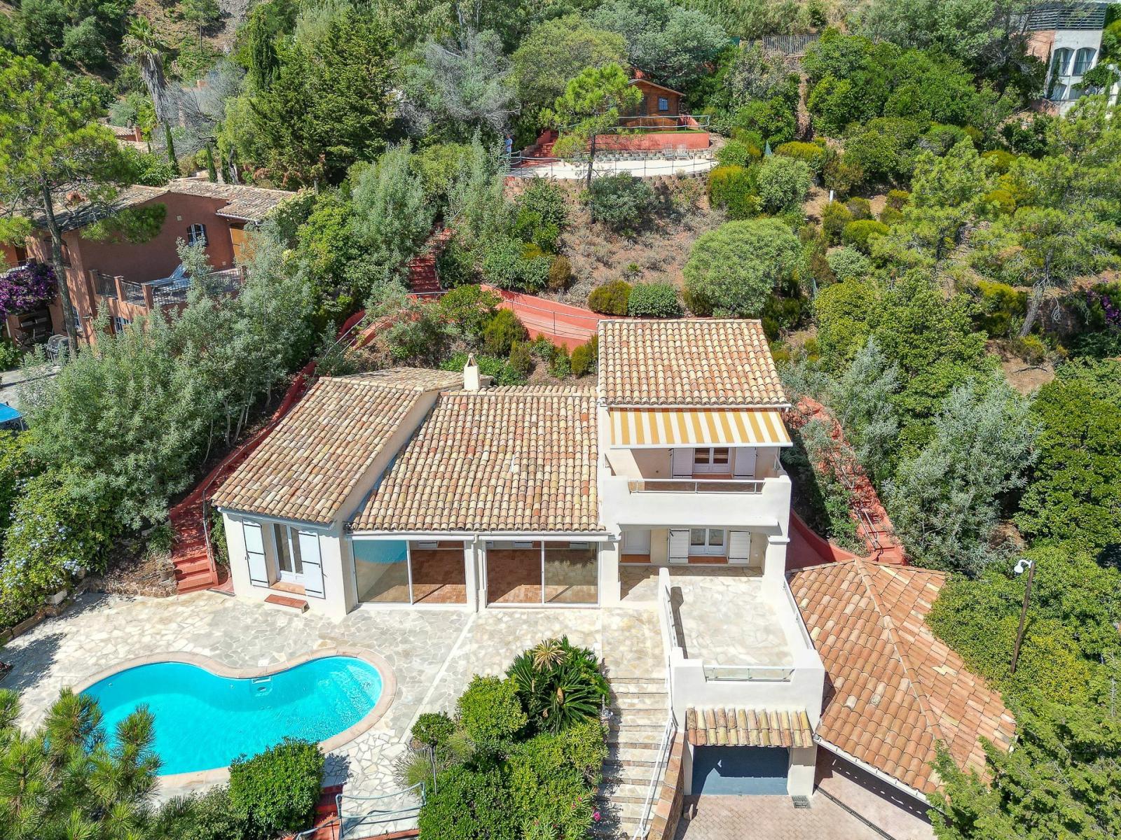 Villa rénovée vue mer à Théoule-sur-Mer