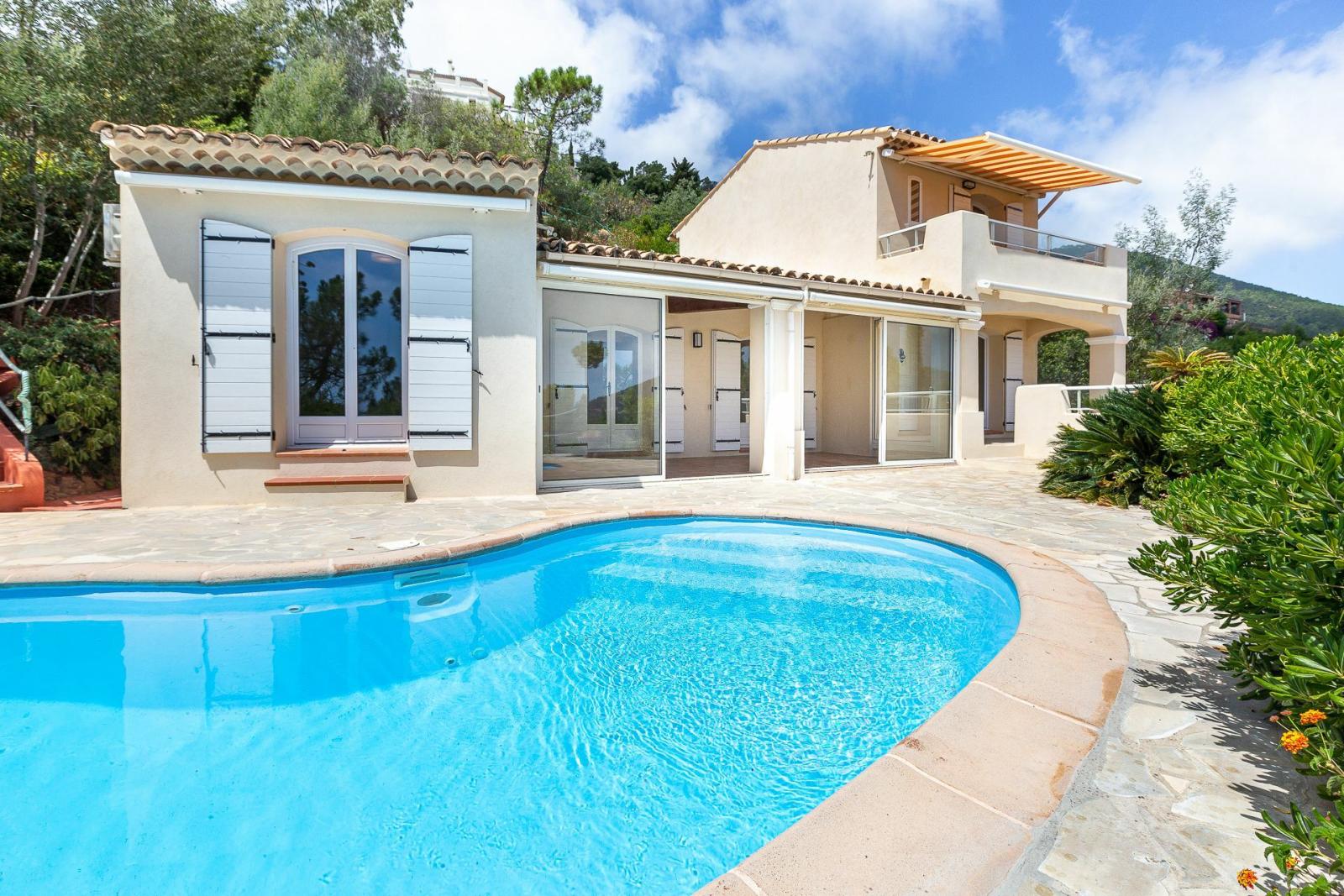 Villa rénovée vue mer à Théoule-sur-Mer