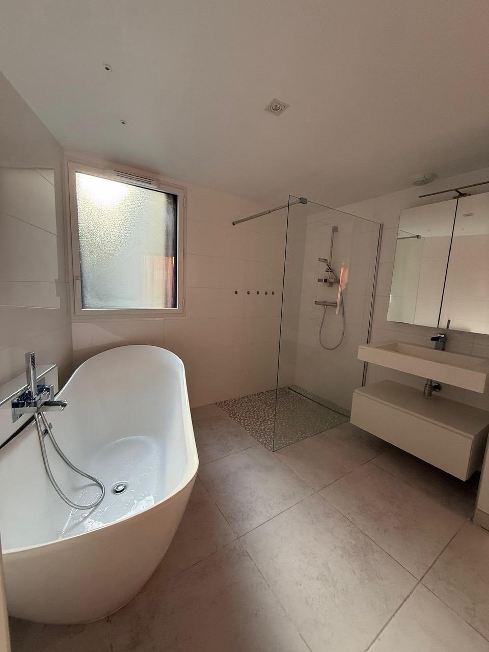 EZE - Appartement 2 pièces avec piscine