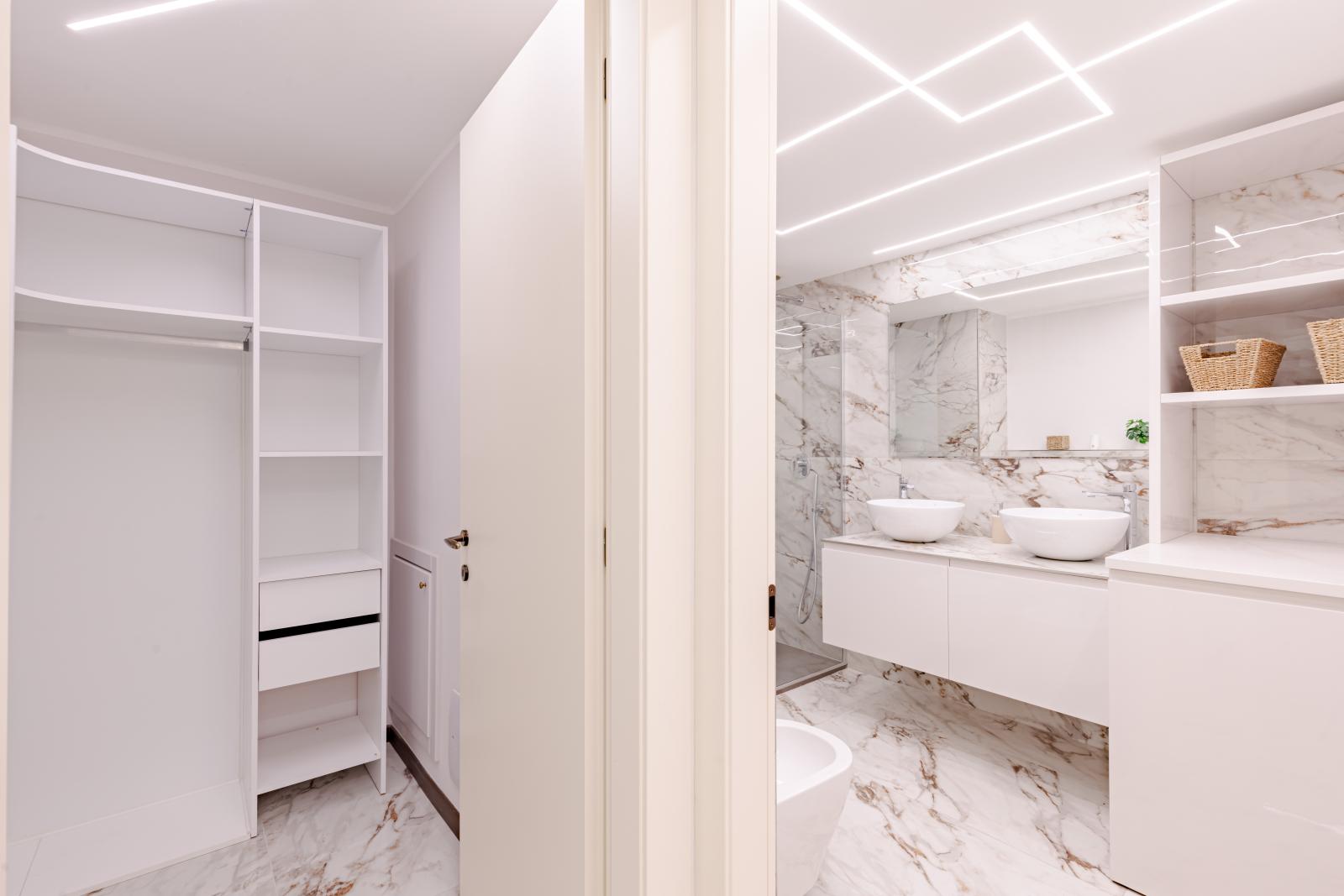 MAGNIFIQUE 2 PIECES ENTIEREMENT RENOVE