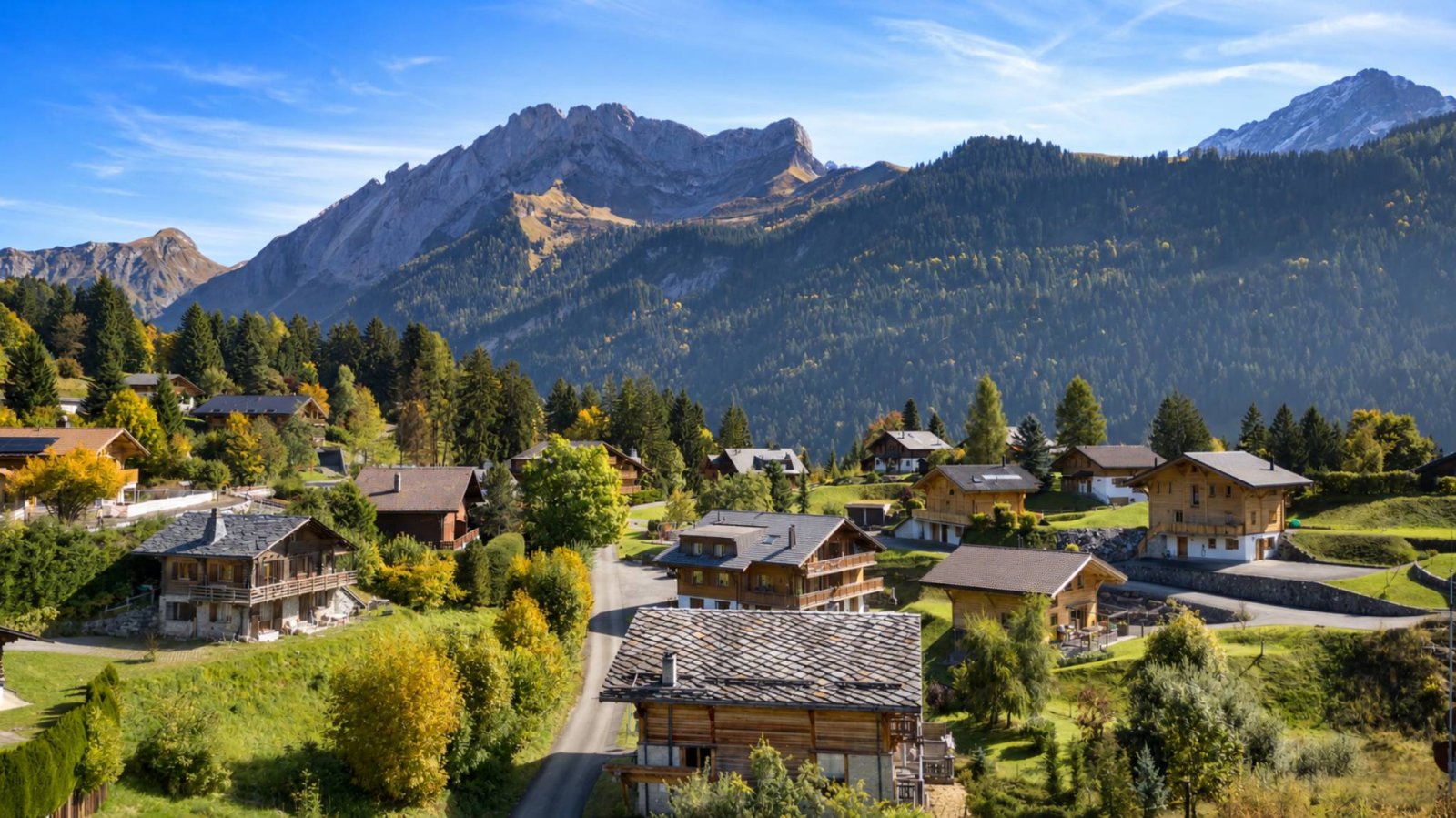 Un chalet Bayrou à vendre à Villars-sur-Ollon - L'art de la construction alpine de Megève à Crans-Montana