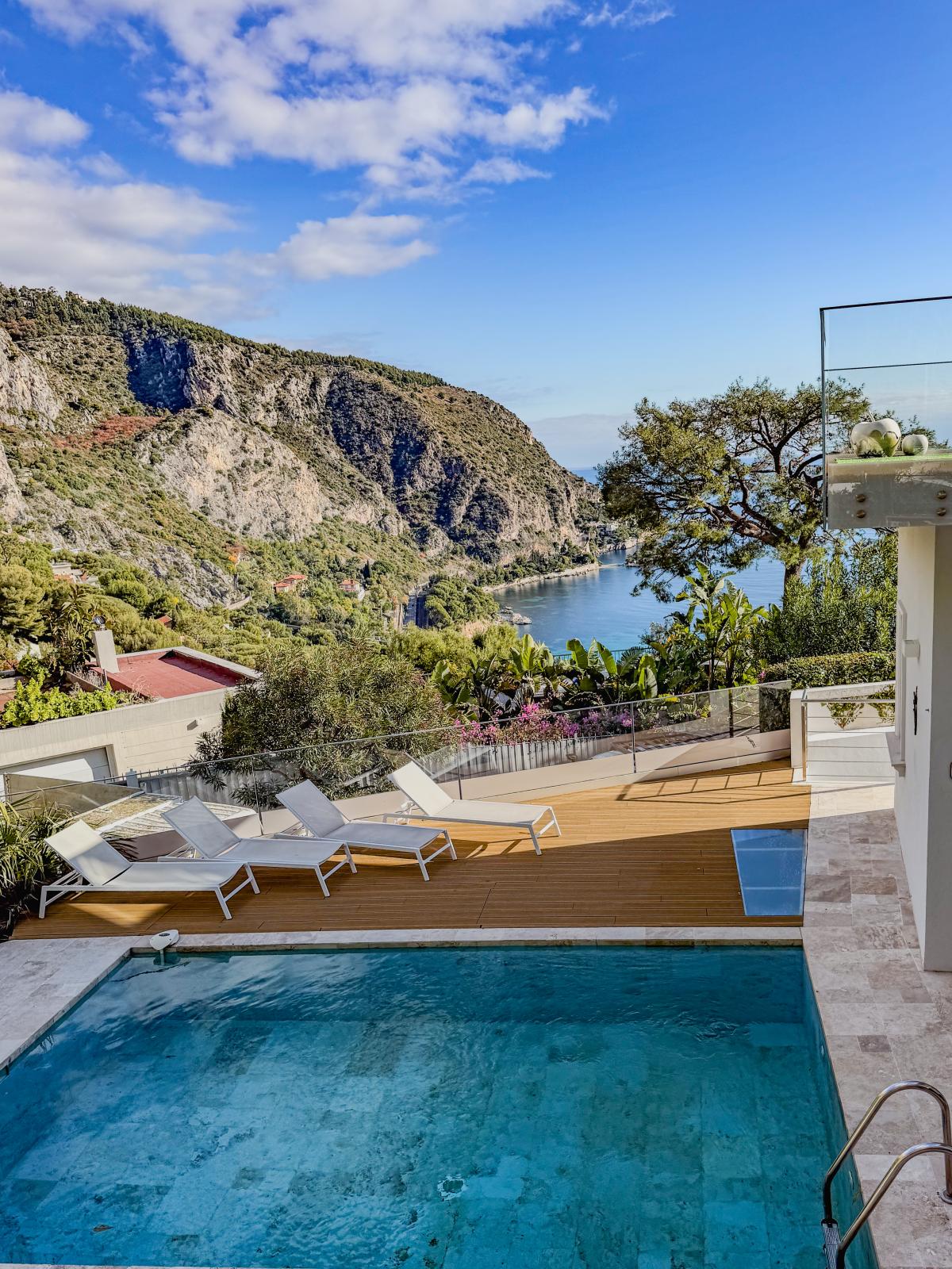 Èze Bord de Mer – Villa contemporaine aux lignes raffinées et panorama infini