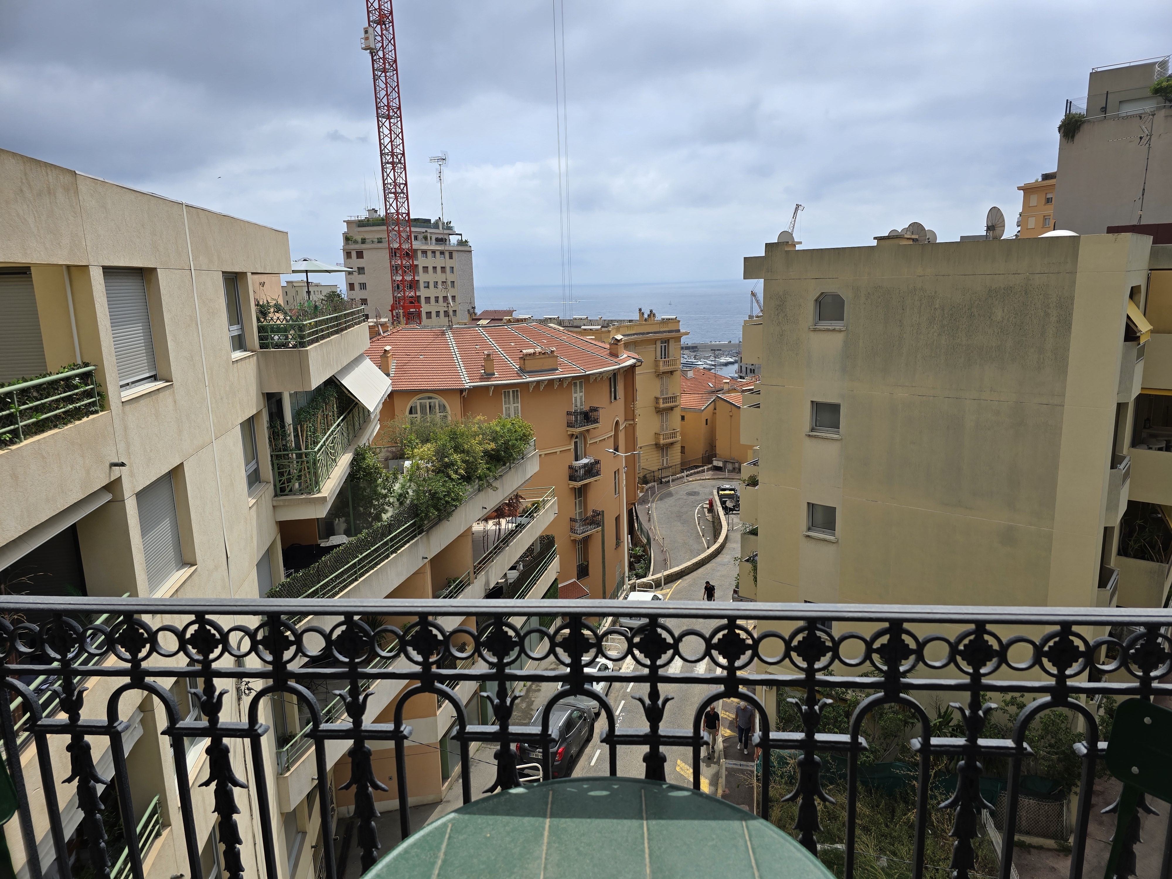 WgiRV_appartement-beausoleil_-_vue_mer.jpg