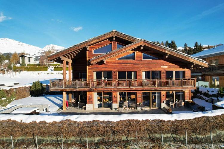 Magnifique chalet en vieux bois avec vue panoramique