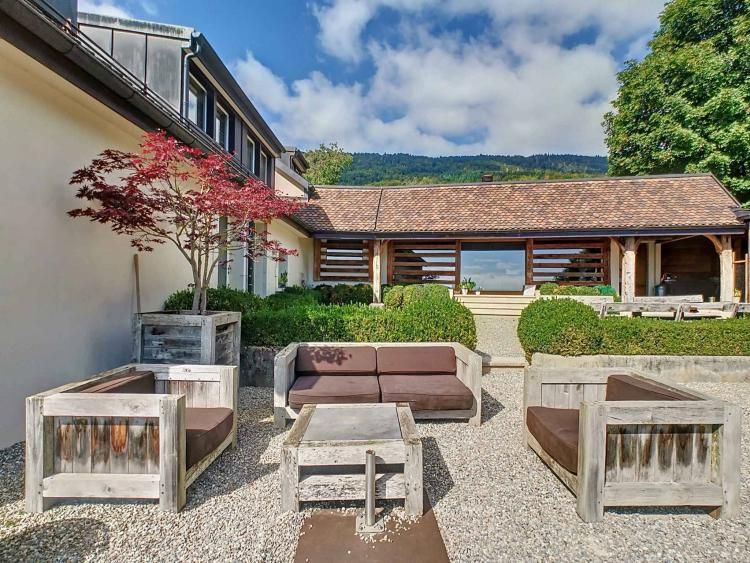 Grande propriété avec vue lac