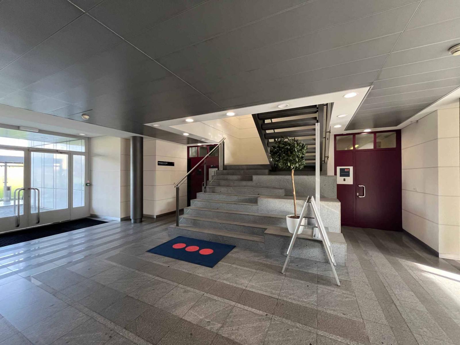 Bureaux de 78 m2 - lumineux à proximité de l'aéroport et de la Place des Nations