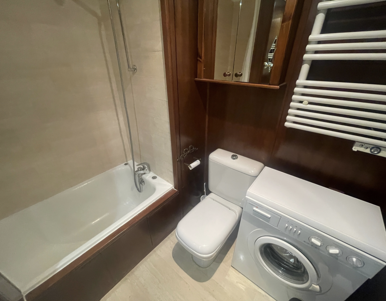 LE MIRABEL - CARRE D’OR - GRAND STUDIO AVEC JARDIN