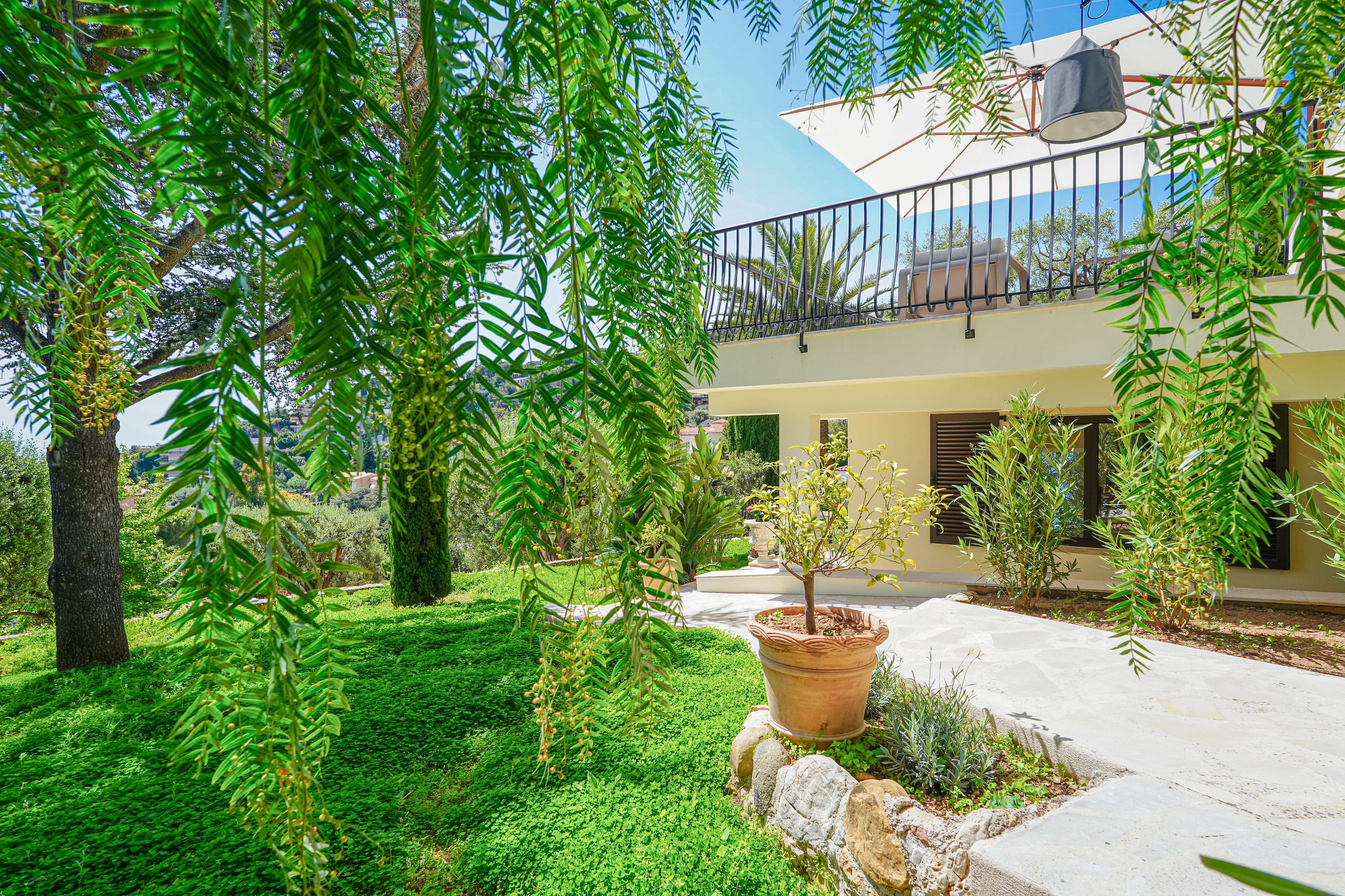 XEvf4_jardin-1746620661.jpg