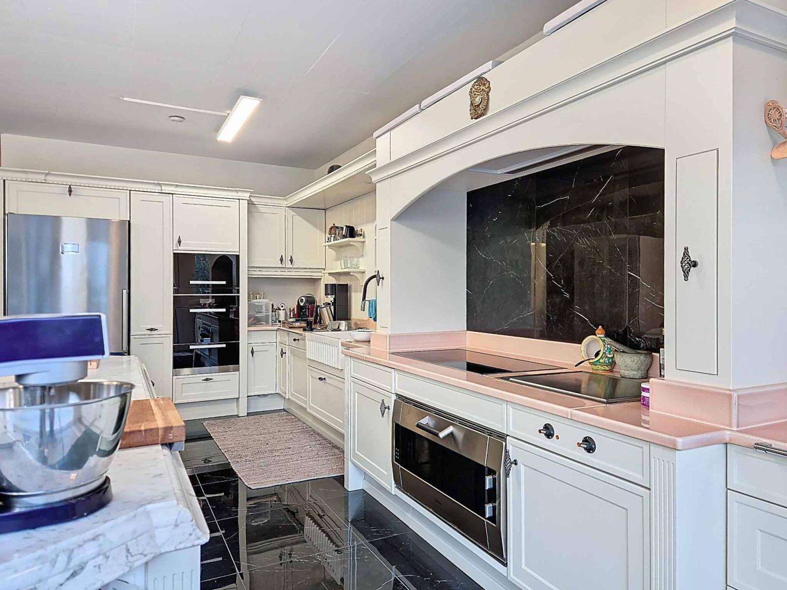 Propriété de caractère au cœur du village 