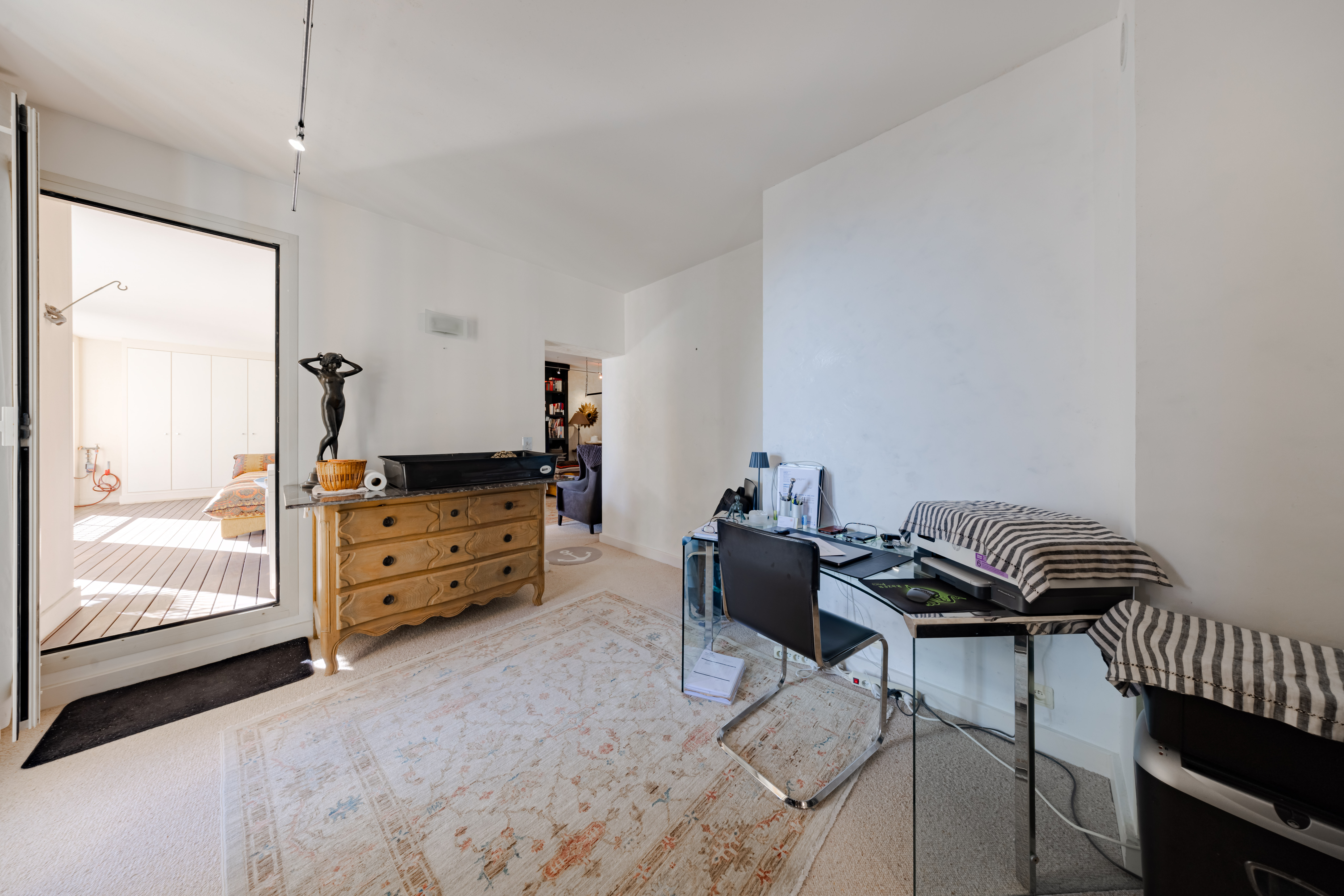 XhdSU_jeremyjakubo-074a4589-hdr-modifier-1771511253.jpg