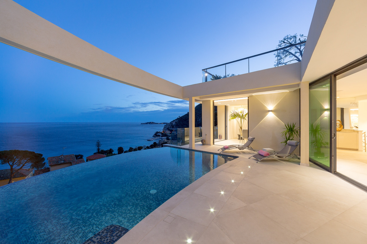 xZH8O_pool-terrace-1688121154.jpg