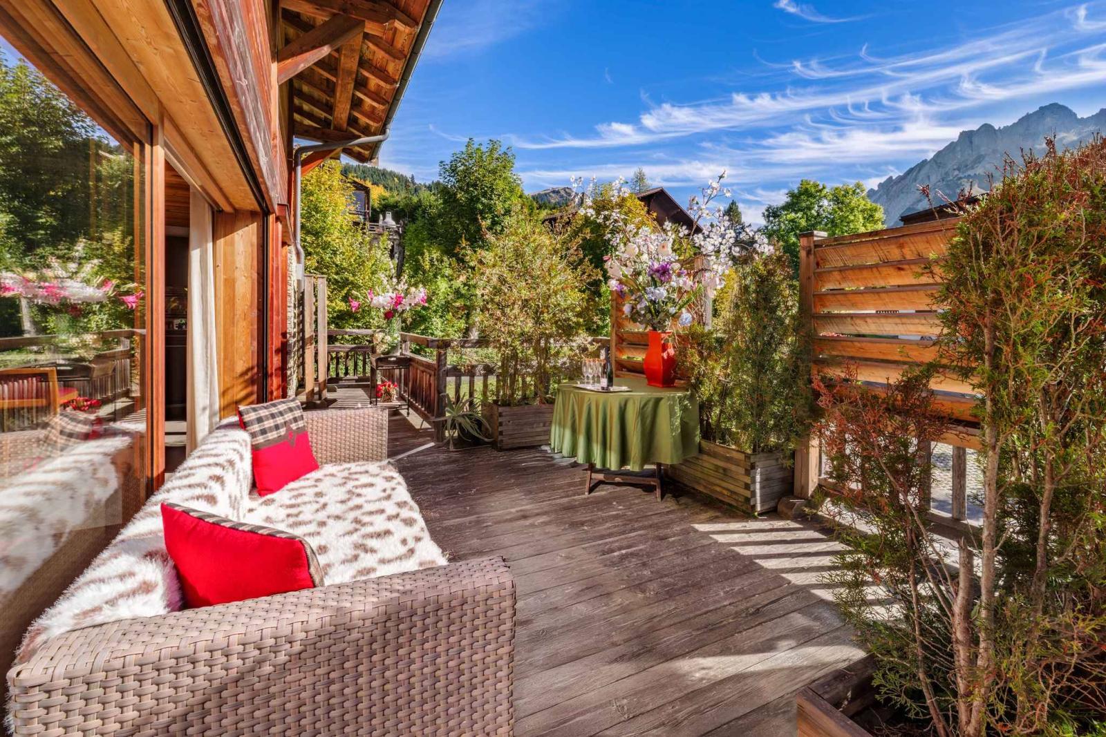 Un chalet Bayrou à vendre à Villars-sur-Ollon - L'art de la construction alpine de Megève à Crans-Montana