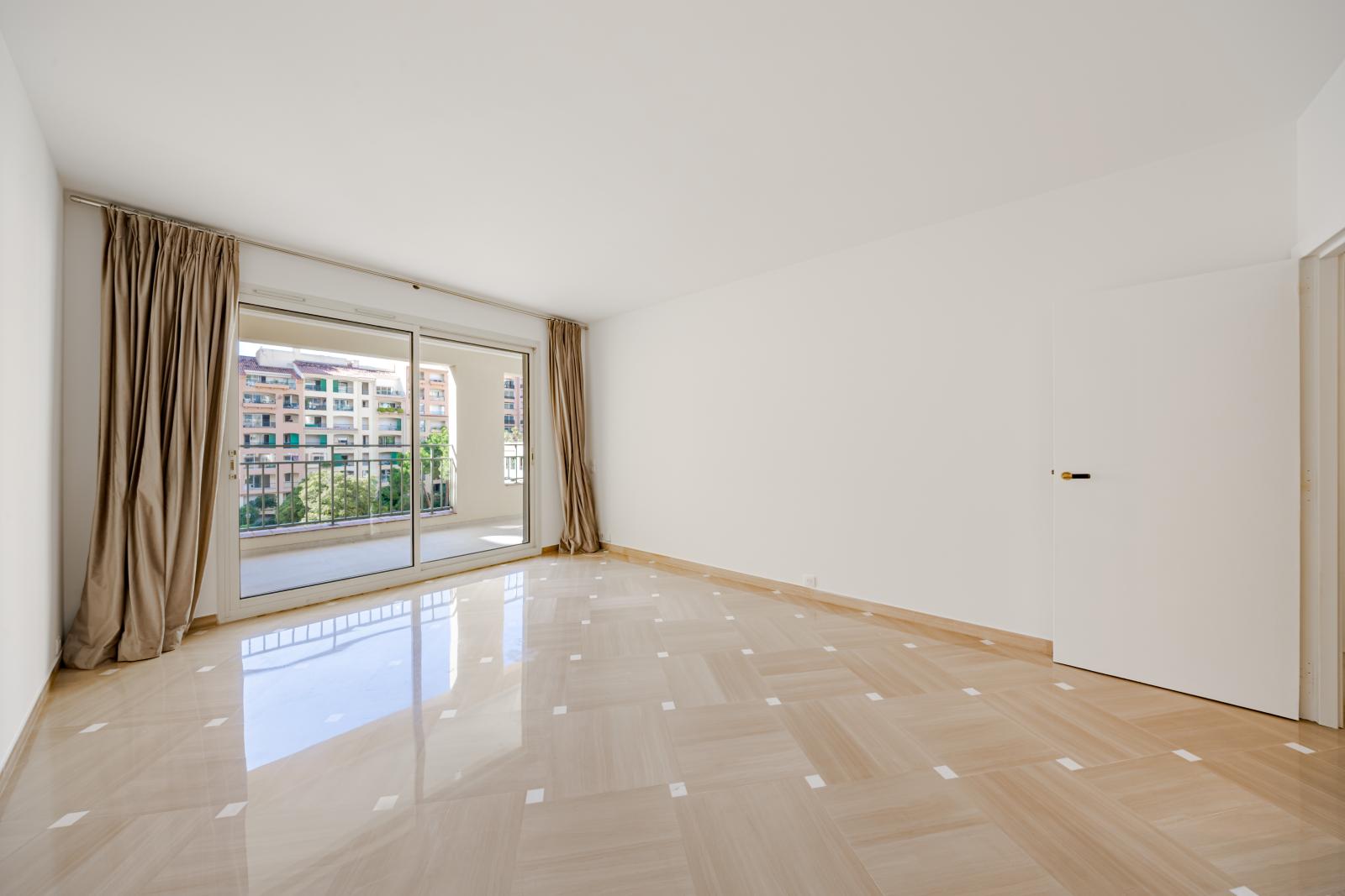 SPACIEUX 2 PIECES AVEC BON RENDEMENT