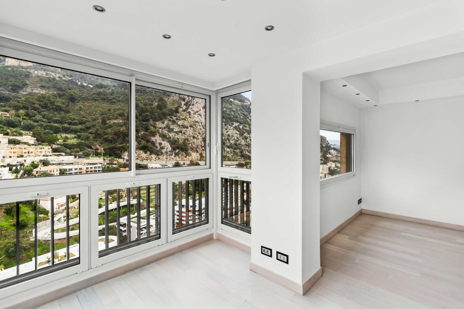 Parc Saint Roman : Grand Duplex Roof avec Parking & Cave