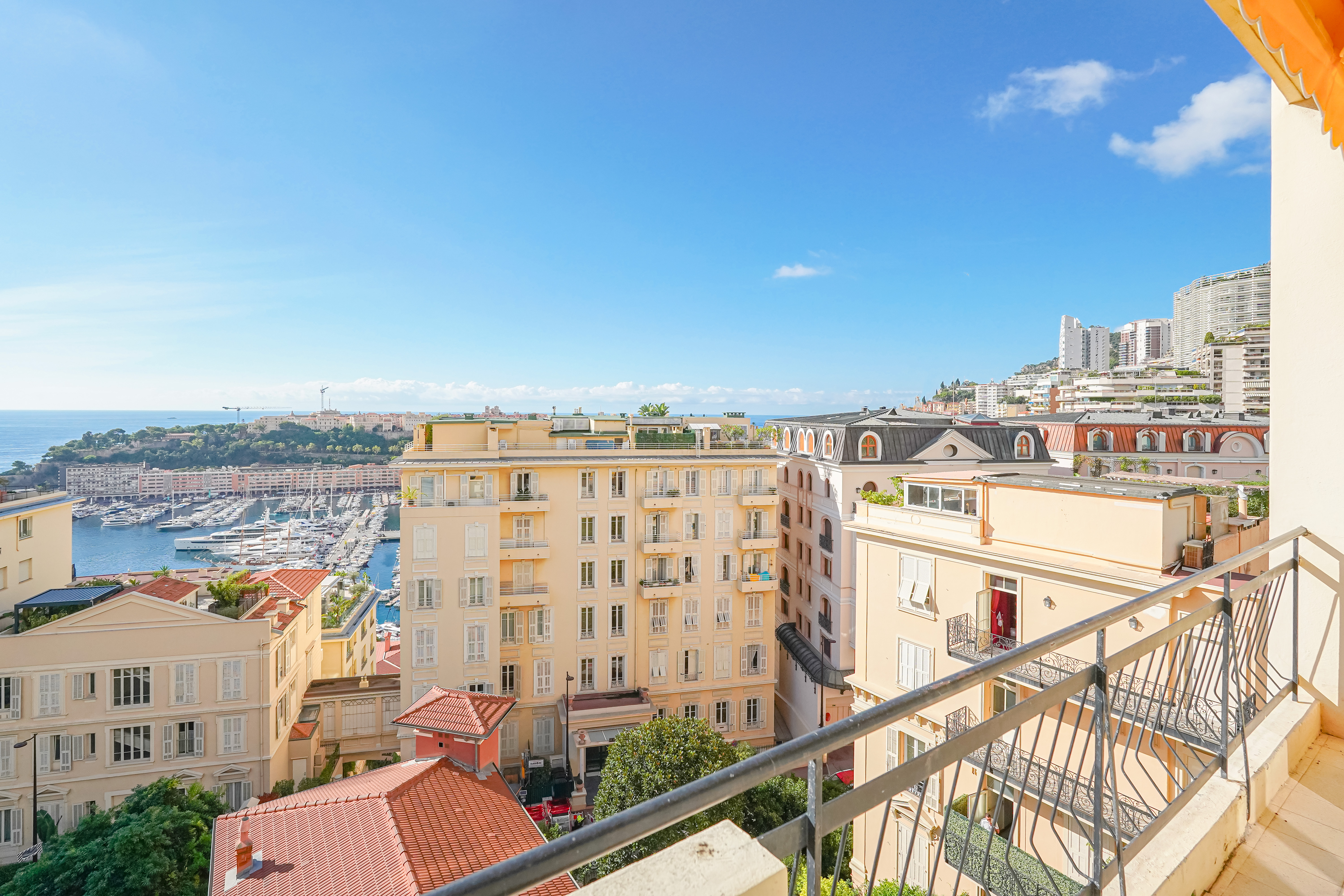 yIpy2_terrasse-vue-mer-monte-carlo-1756970418.jpg