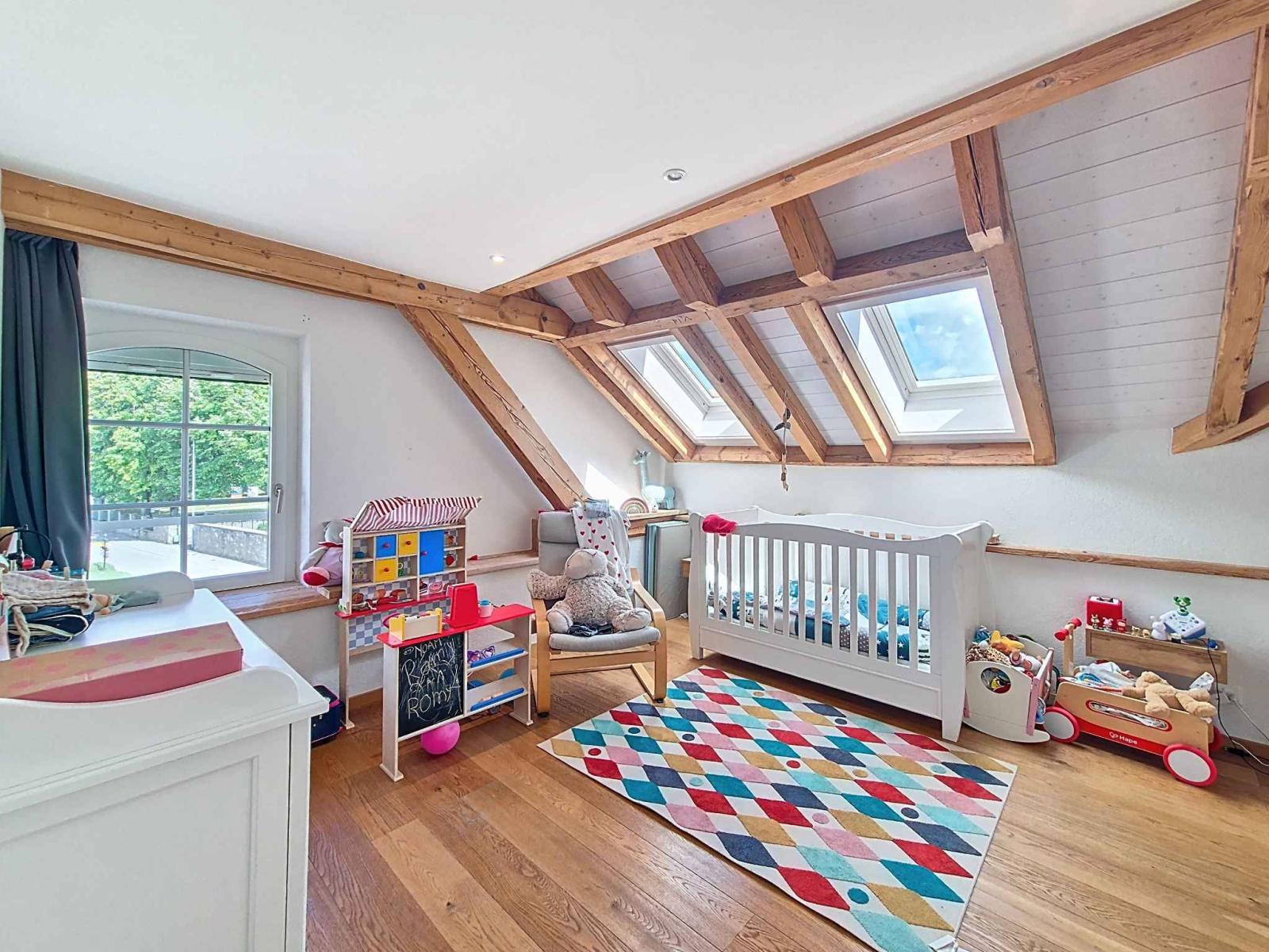 Duplex de 5.5 pièces en attique proche de Romont