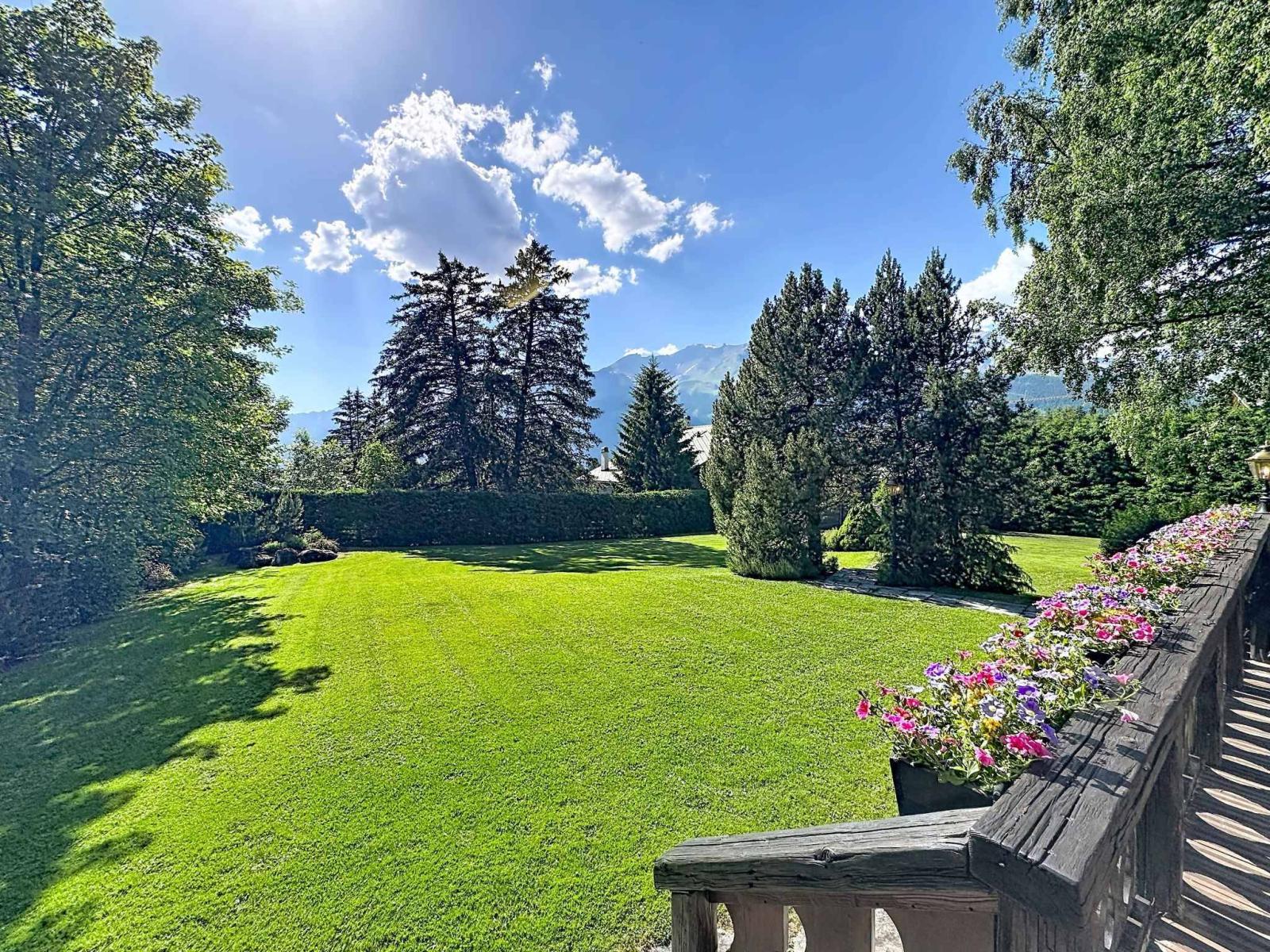 Splendide chalet avec son mazot sur une magnifique parcelle