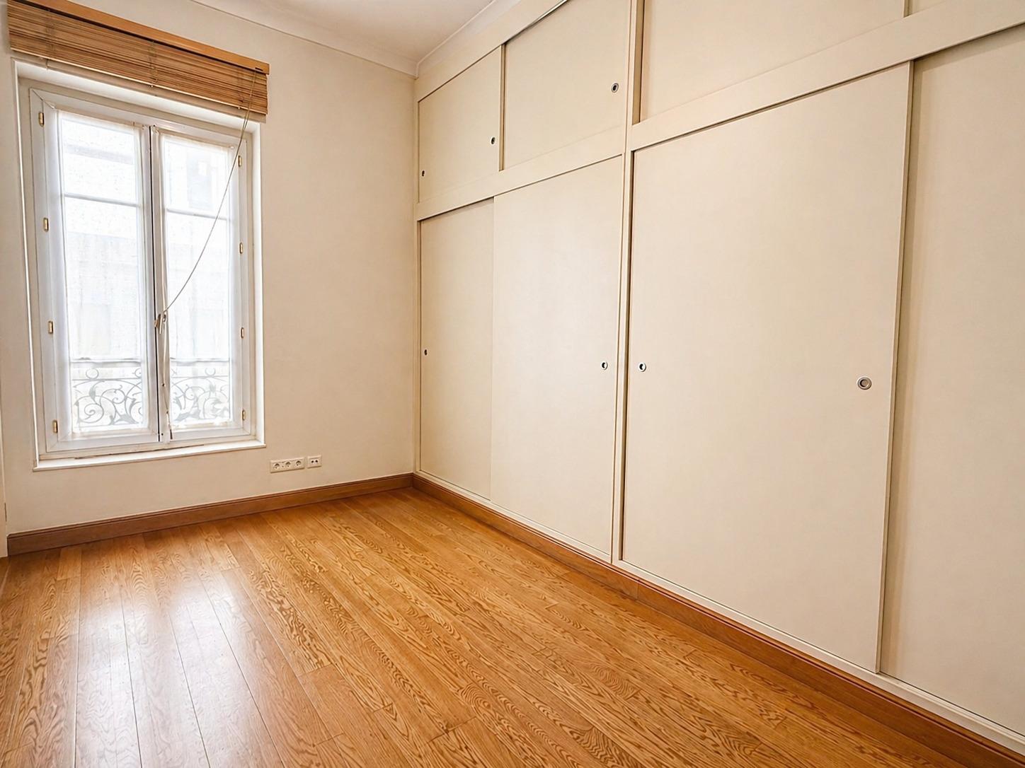 Appartement 3 PIECES avec vue mer et Rocher - rue Bosio - Loi 1291/1235