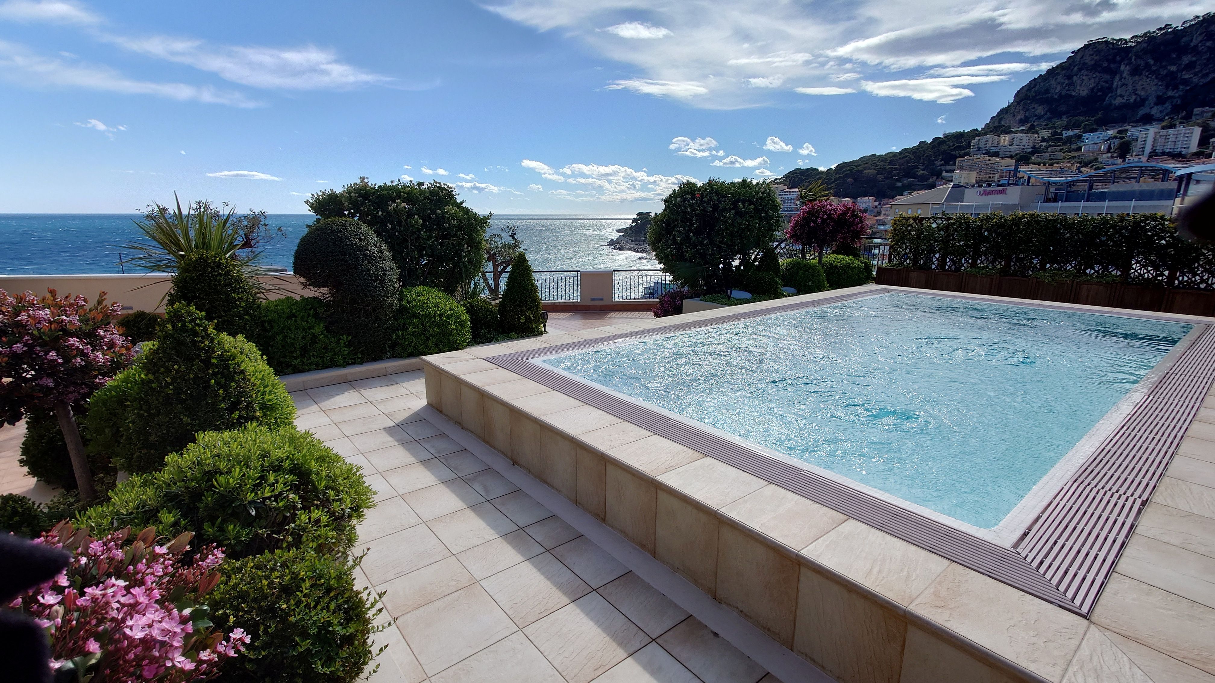 yuisf_terrasse-piscine-1776438014.jpg