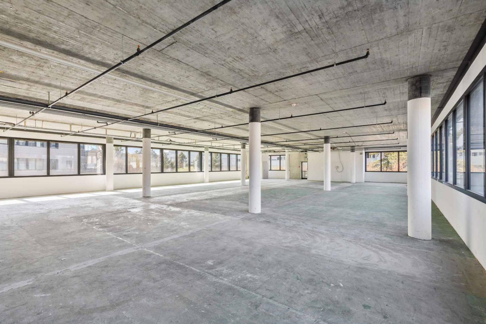 ARCenter – 492 m² de bureaux semi-aménagés à Vernier