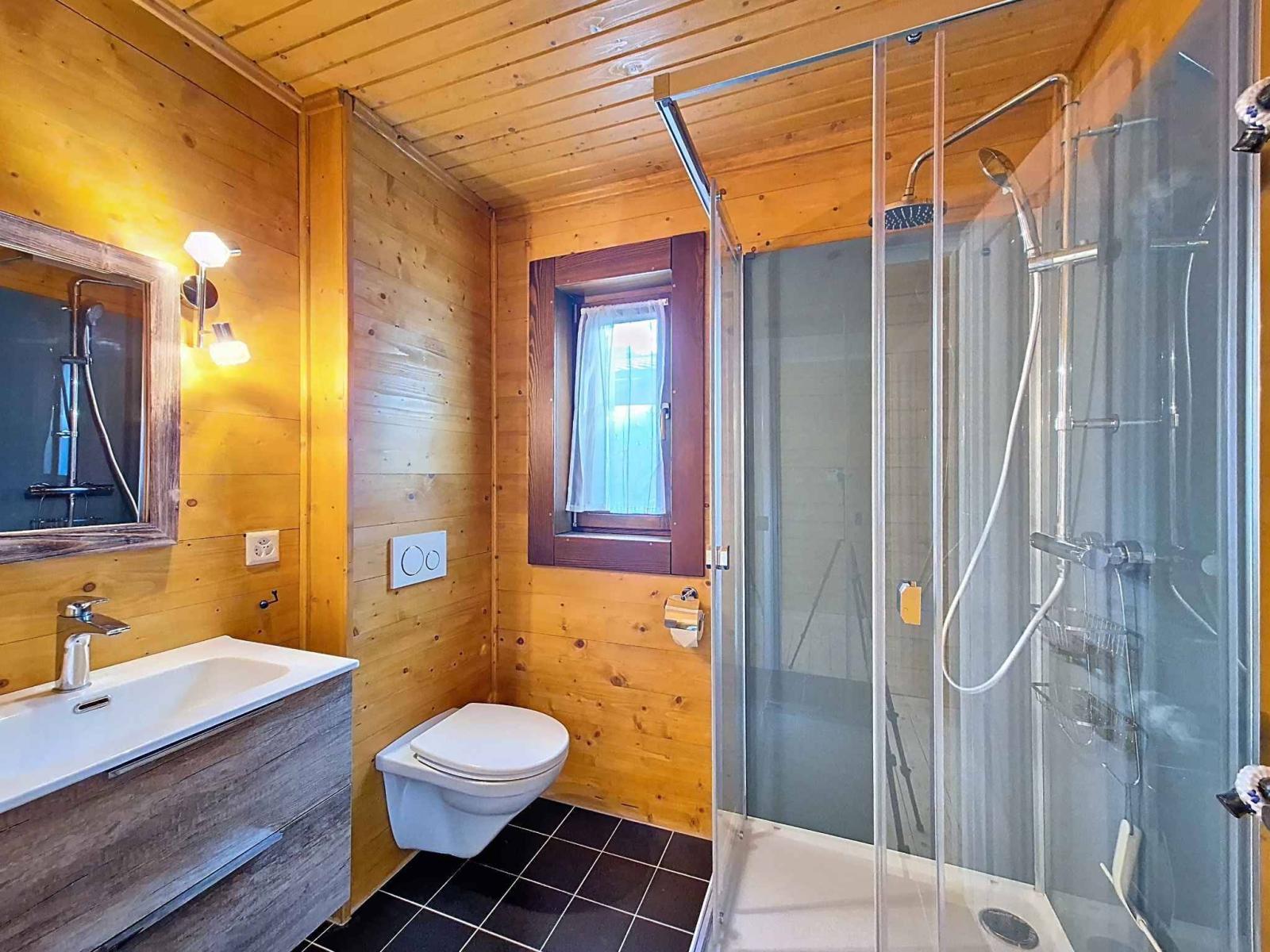 Rare à la vente - Villa à deux pas du lac !