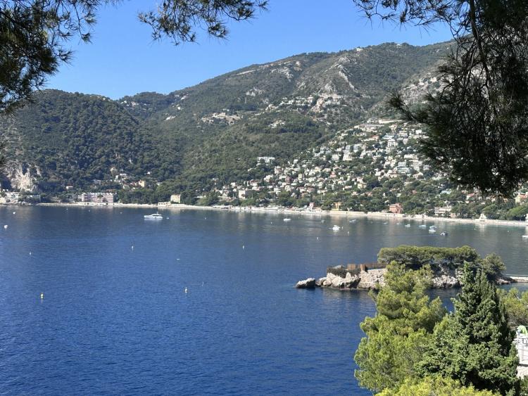 3 PIECES EZE SUR MER  - IMMEUBLE NEUF