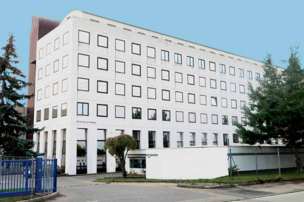 Laboratoire, production, atelier de 420 m2 à louer à Satigny