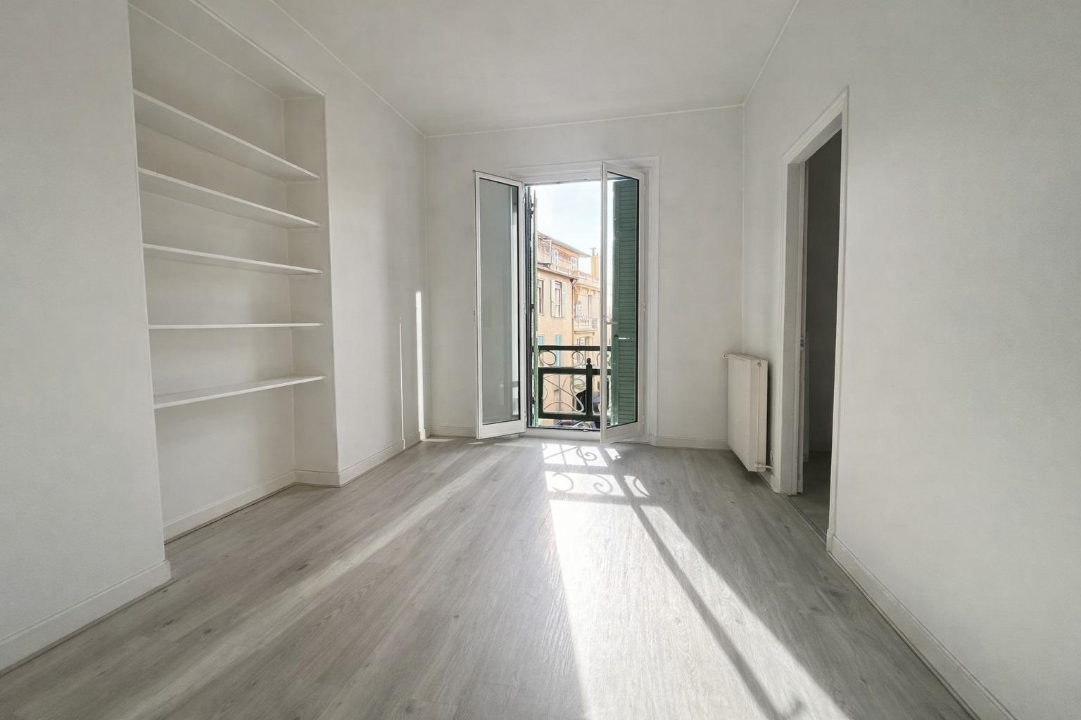 Grand appartement 5 pièces – Menton