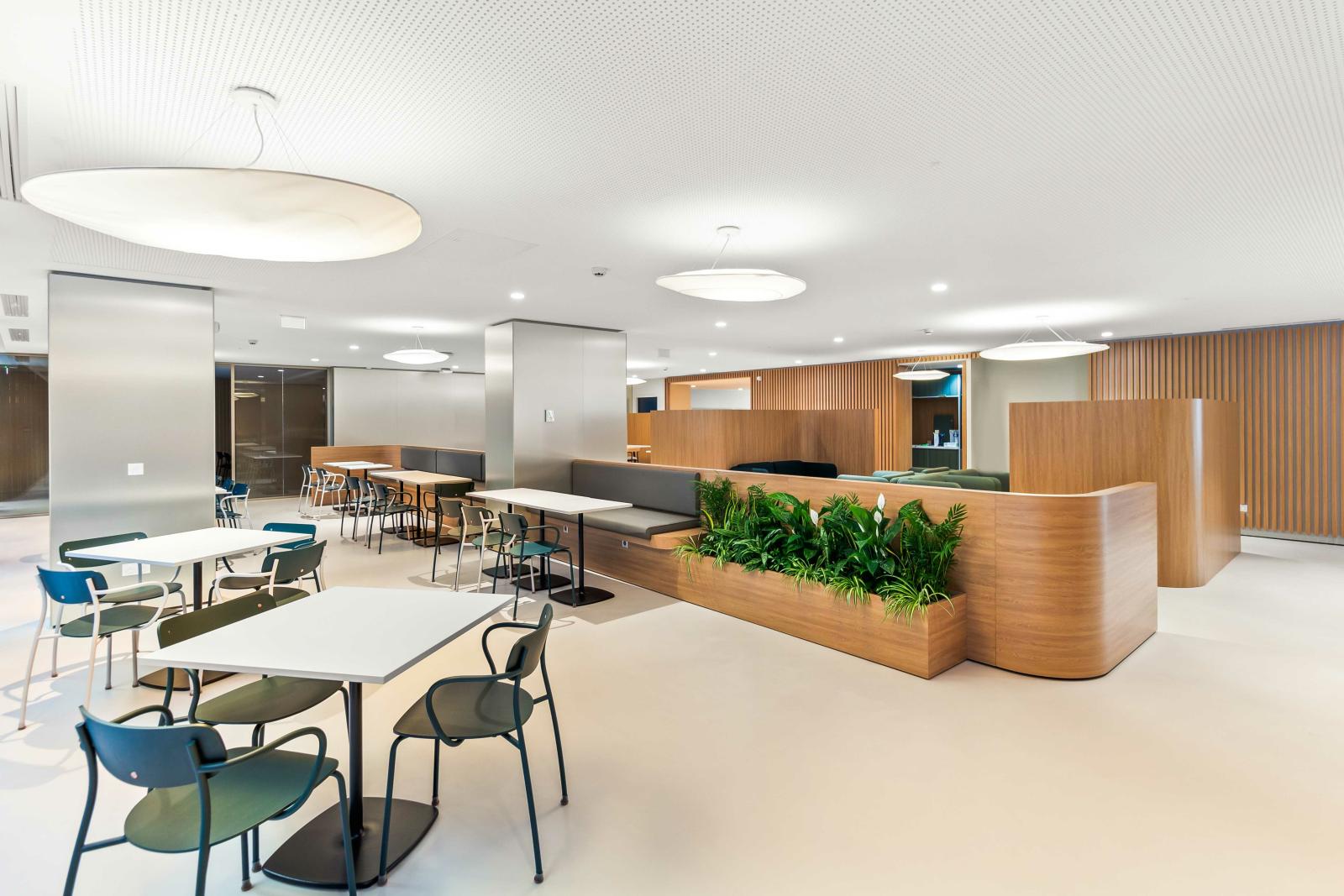 Fontvieille: Bureaux entièrement renovés