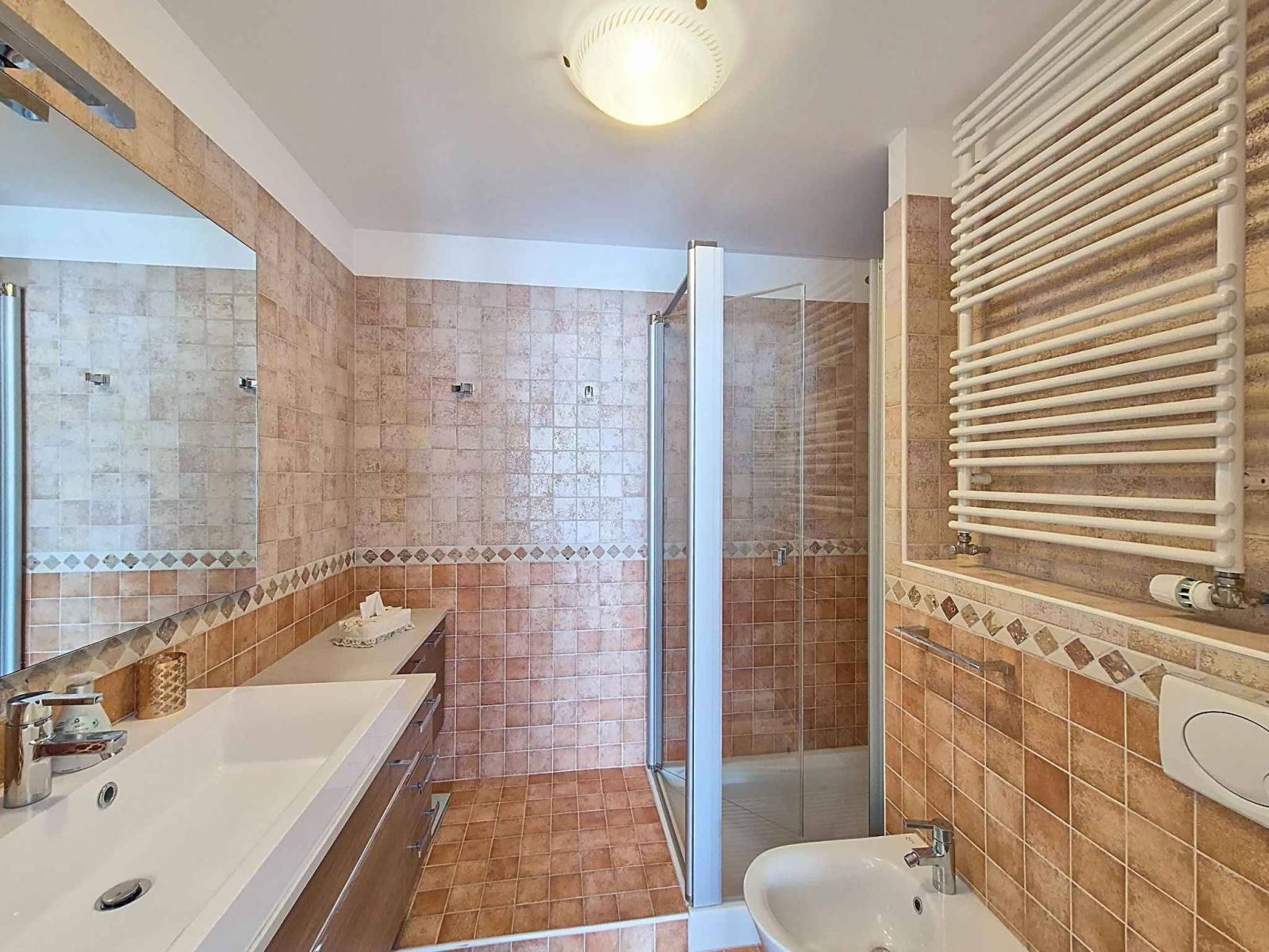 Spacieux 7.5 pièces idéalement situé au cœur de la station