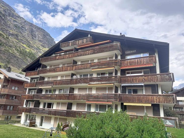Appartement 2,5 pièces résidence secondaire exclusif avec vue dégagée sur le Cervin